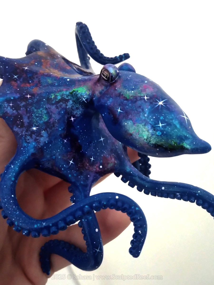 TARAK - 105 x 190 x 105mm - OOAK Nebula Octopus Sculpture