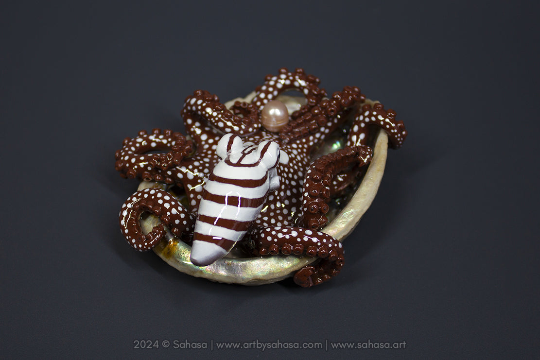 ROXY - Shelltopus (Large) - OOAK Larger Pacific Striped Octopus Sculpture