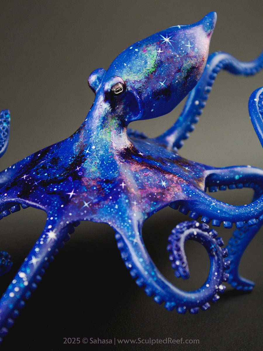 TARAK - 105 x 190 x 105mm - OOAK Nebula Octopus Sculpture
