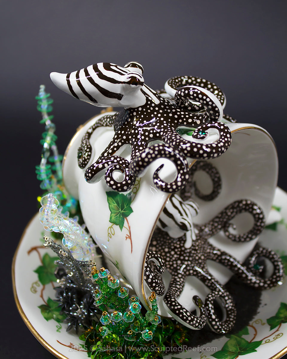 No.5 "A COZY DEN III" - Sculpted Reef Series - Larger Pacific Striped Octopus Sculpture