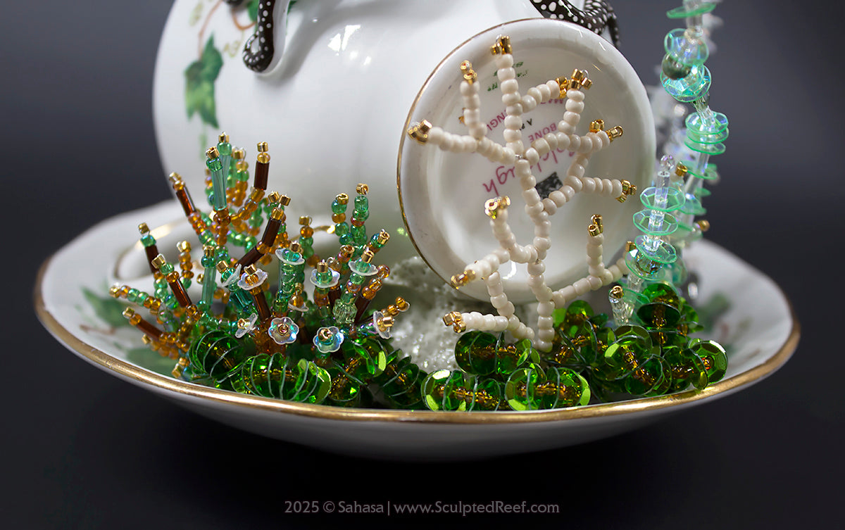 No.5 "A COZY DEN III" - Sculpted Reef Series - Larger Pacific Striped Octopus Sculpture