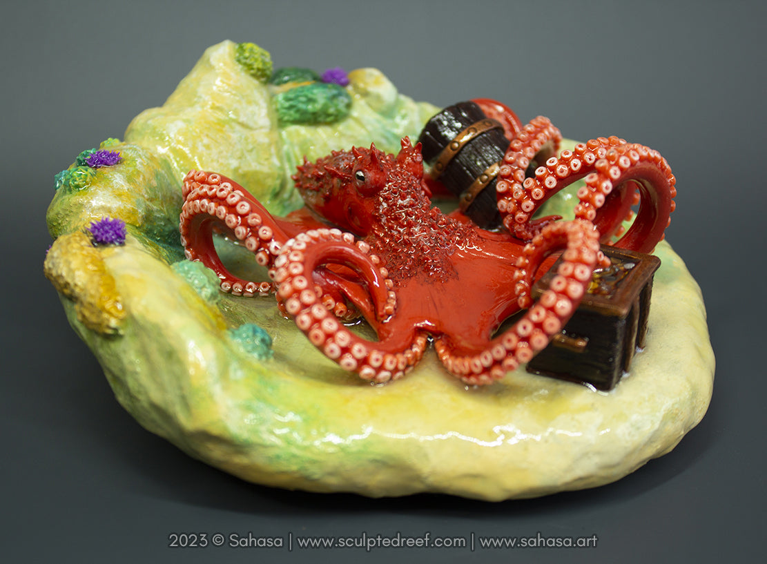 GIANT PACIFIC OCTOPUS - 145 x 145 x 60mm - Giant Pacific Octopus Sculpture