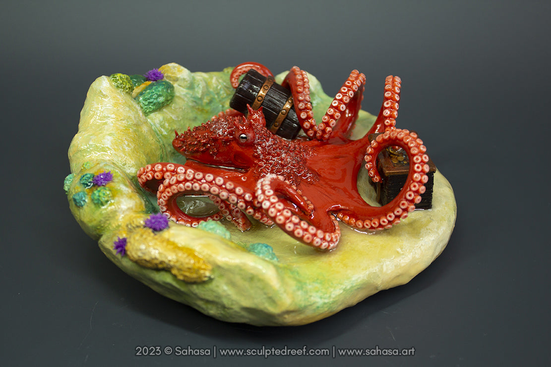 GIANT PACIFIC OCTOPUS - 145 x 145 x 60mm - Giant Pacific Octopus Sculpture