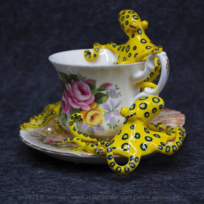 No.36 SUMMER'S ROSE - Octopus Tea Cup Signature Series - Blue Ringed Octopus Sculpture