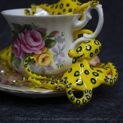 No.36 SUMMER'S ROSE - Octopus Tea Cup Signature Series - Blue Ringed Octopus Sculpture