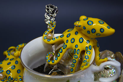 No.38 THORNTON HALL - Octopus Tea Cup Signature Series - Blue Ringed Octopus Sculpture