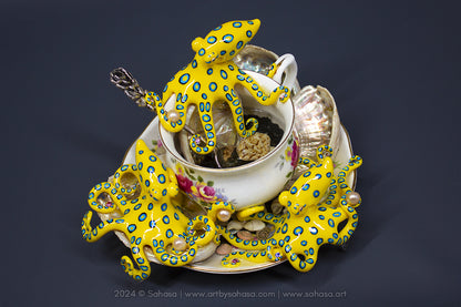 No.38 THORNTON HALL - Octopus Tea Cup Signature Series - Blue Ringed Octopus Sculpture