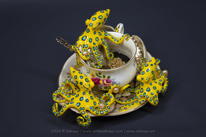 No.38 THORNTON HALL - Octopus Tea Cup Signature Series - Blue Ringed Octopus Sculpture