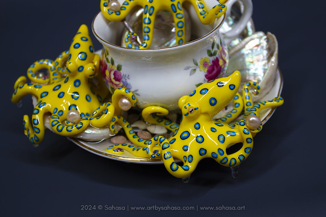 No.38 THORNTON HALL - Octopus Tea Cup Signature Series - Blue Ringed Octopus Sculpture