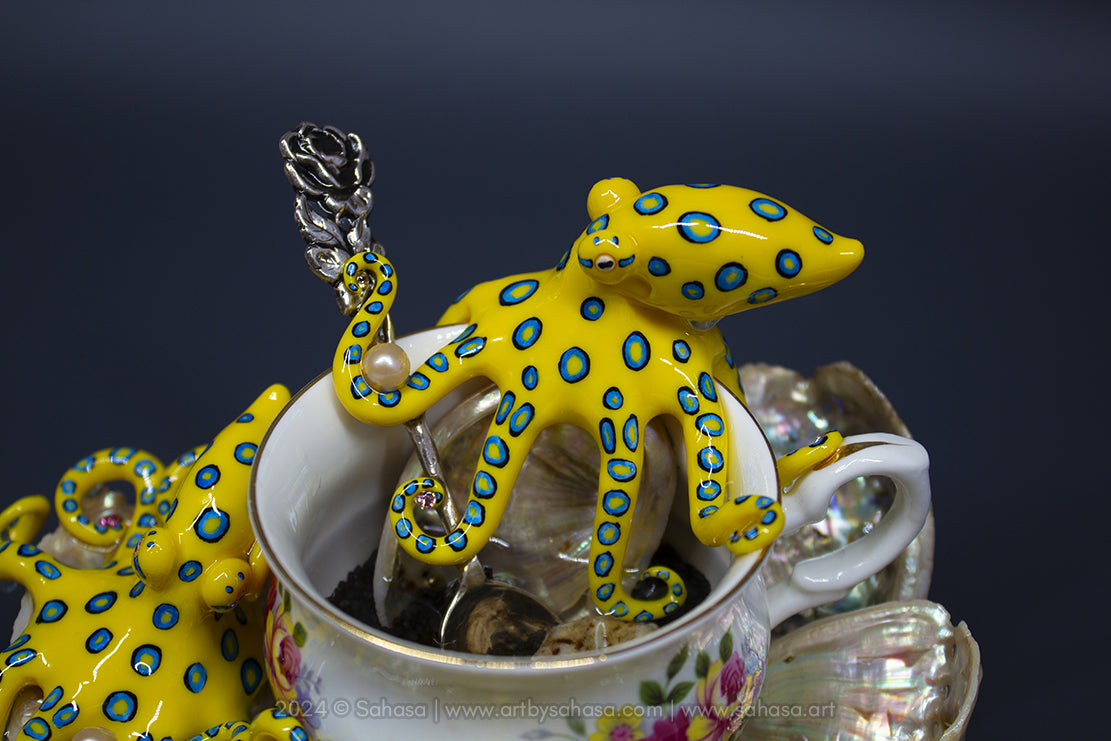 No.38 THORNTON HALL - Octopus Tea Cup Signature Series - Blue Ringed Octopus Sculpture