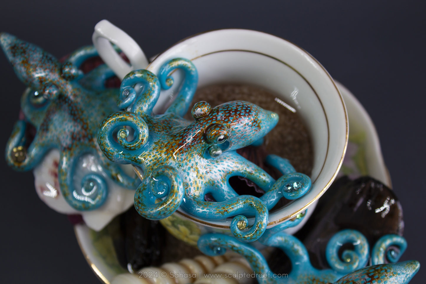 No.40 OCTOPUS GARDEN V - Octopus Tea Cup Signature Series - Caribbean Reef Octopus Sculptures