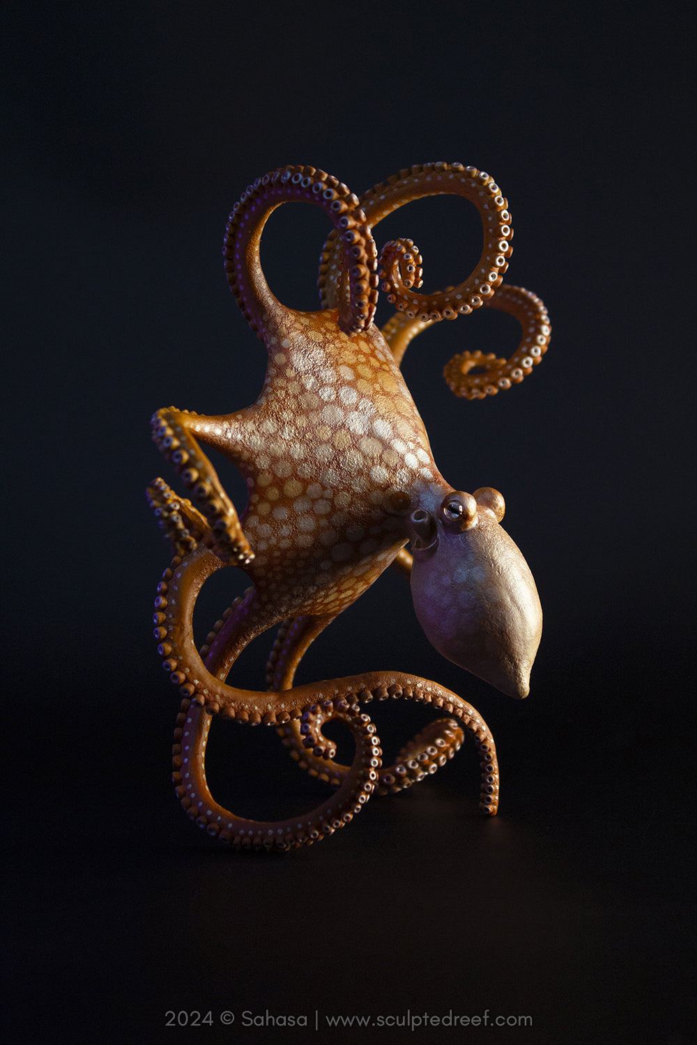 MAKANA - 70 x 145 x 145mm - OOAK Day Octopus Sculpture with separate Agate base